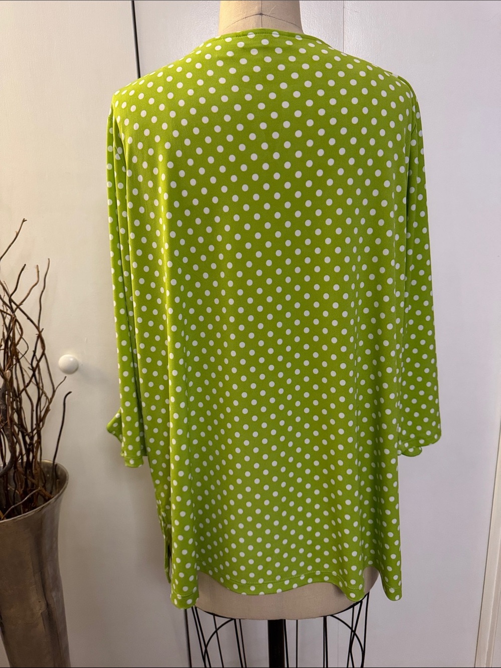 Susan Graver Lime Green White Polka Dot V-Neck blouse - Picture 4 of 6